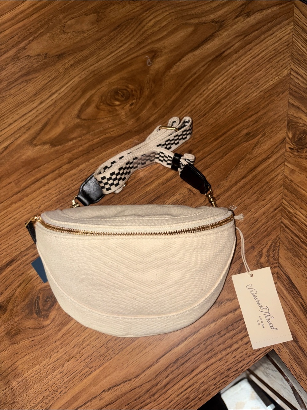 Crossbody Bag in Cream with Patterned Strap